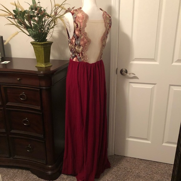 STUNNING PARTY DRESS/FORMAL DRESSES - Picture 5 of 6